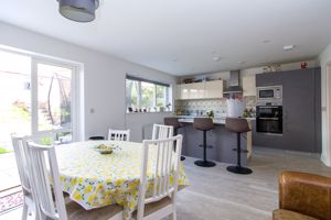 Photo 8- click for photo gallery